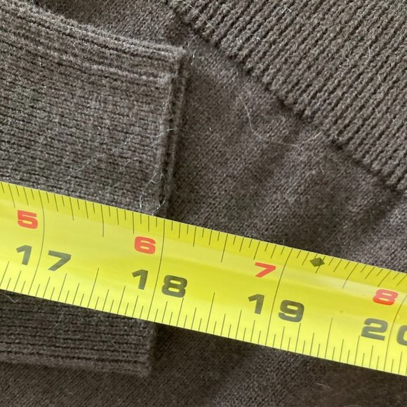 Hugo Boss 1/2 zip sweater - Picture 6 of 6